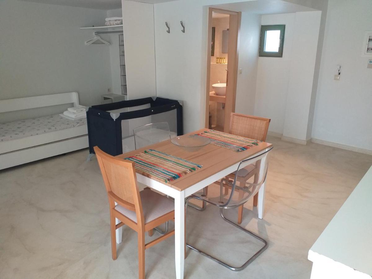 Aphrodite Samos Suites Marathókampos エクステリア 写真