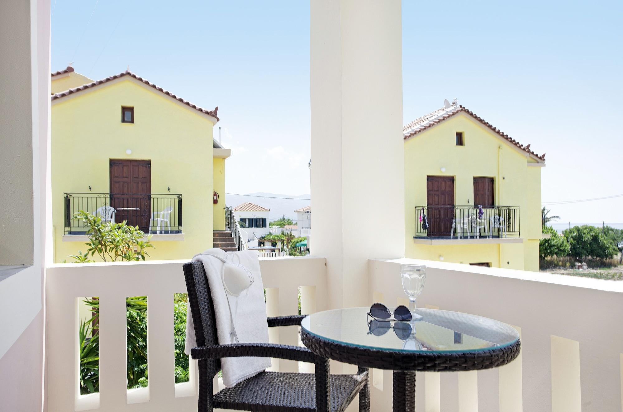 Aphrodite Samos Suites Marathókampos エクステリア 写真